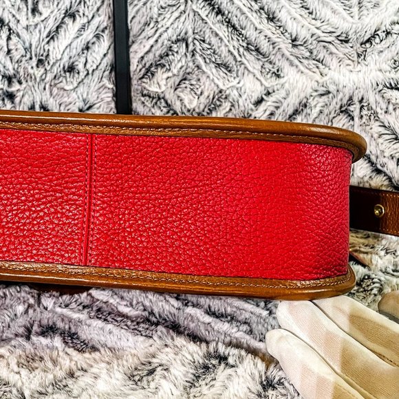 BNWT - COACH 1941 EMERY CROSSBODY IN BRASS/RED APPLE MULTI COLORBLOCK (688) - Picture 9 of 12